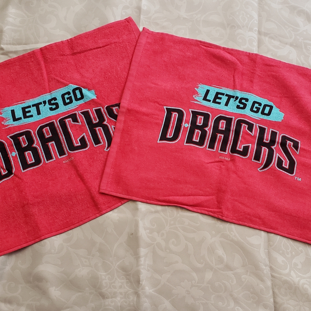 Red D-Backs Rally Towels